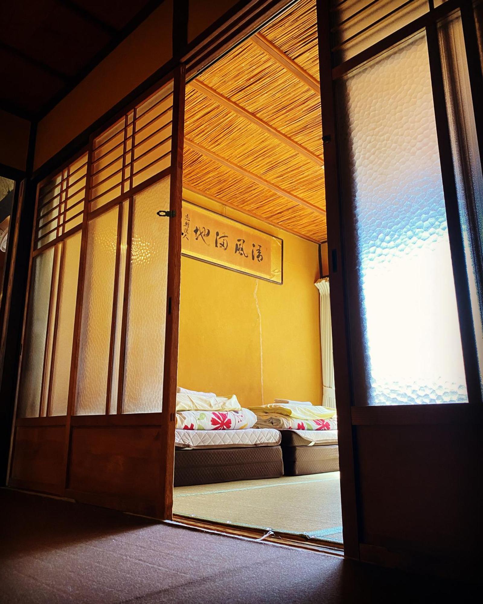 Hostel Mundo Kyoto Luaran gambar